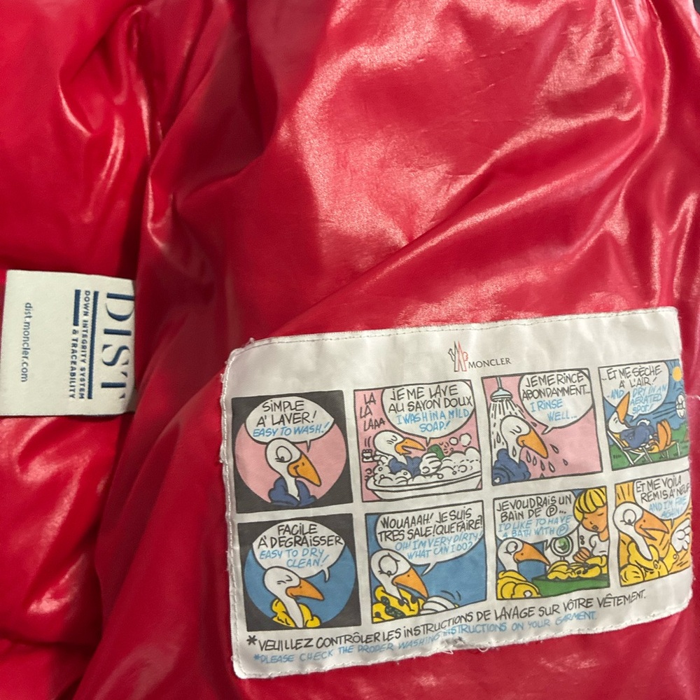 Moncler Shiny Red Quilted Jacket Interior with Comic Care Label - Picture 3 of 4